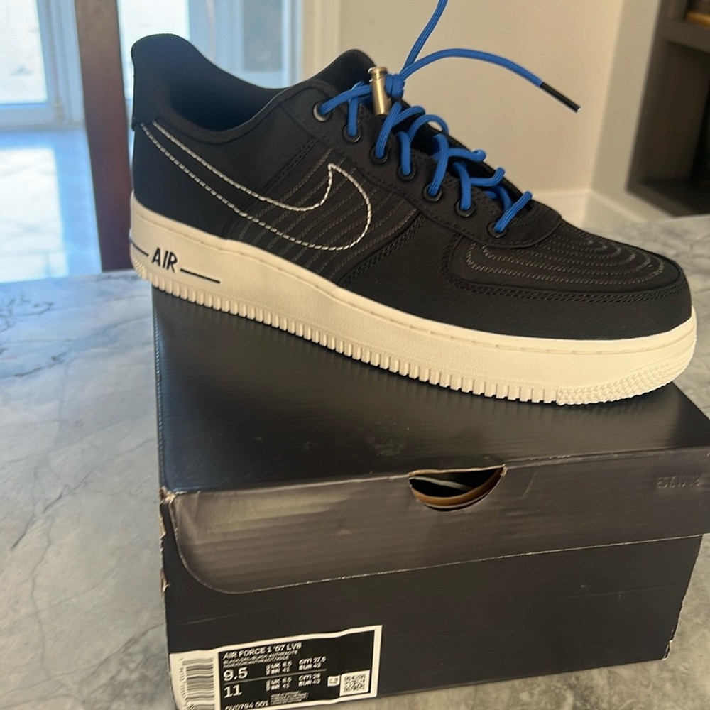 Nike Air Force 1 07 lv8